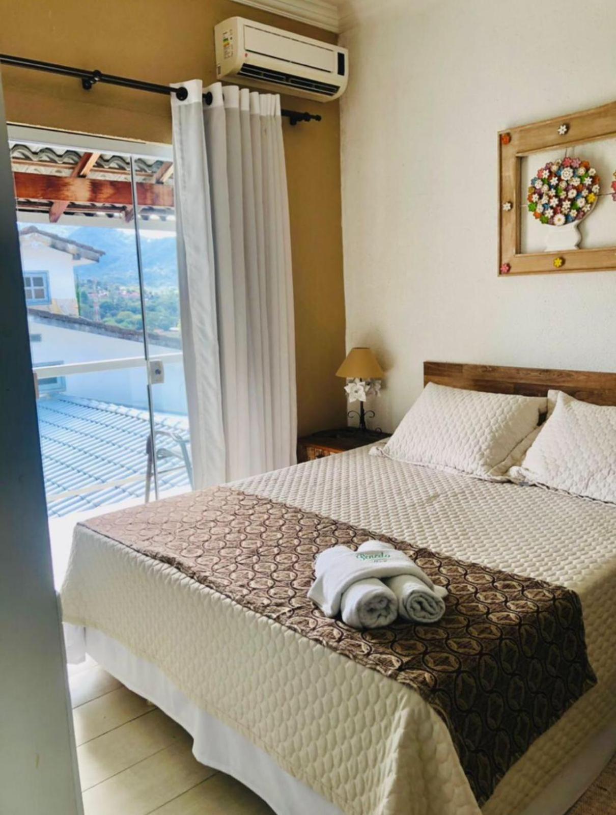 Penedo House 3*